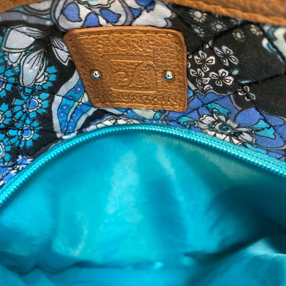 Stone Mountain Crossbody Purse - Picture 8 of 9